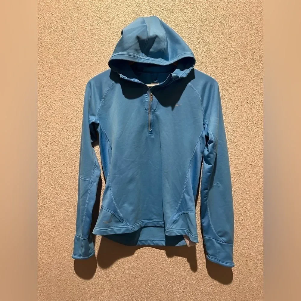 Nike Athletic Women's Long Sleeve Quarter Zip Pullover W/ Thumb Hole Size M